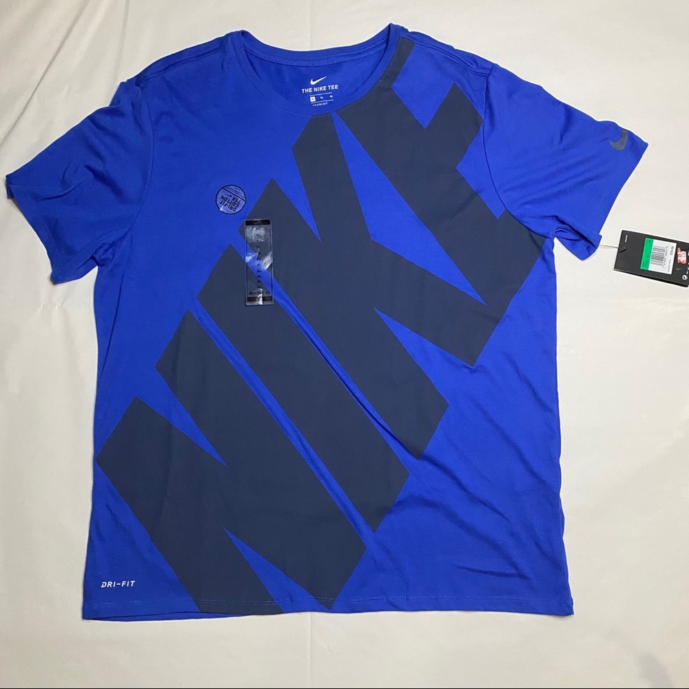 Men’s Nike T-Shirt